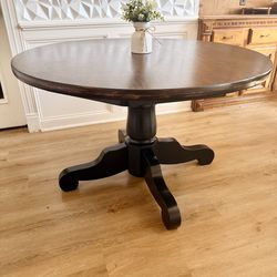 Round Dining Table – Solid Wood – Refinished – 47” Diameter
