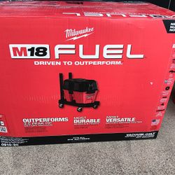 VACUUM MILWAUKEE TOOL ONLY 