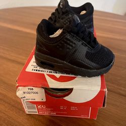  Nike Air Max Zero Essential TD 