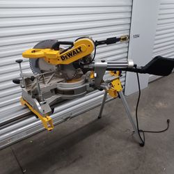 Dewalt Cantractor' Mitter Saw With Stand 