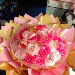 (contact info removed) Flores Eternas 