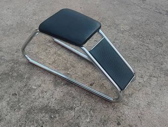 EUC Shoe Store Bench Sitting Fitting Stool Retail Store Fixture
