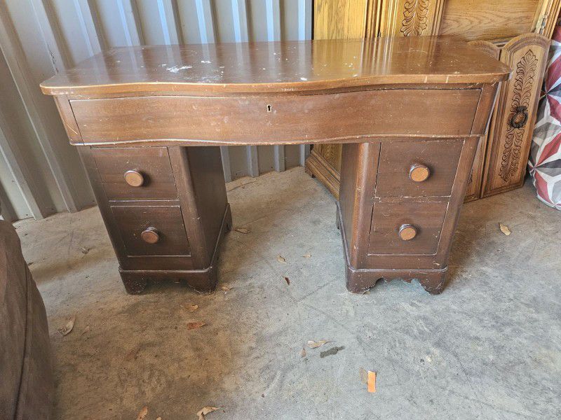 Continental Style Antique Desk. Make Offer