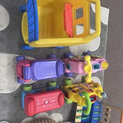 Kids Toys - Cart, Alligator Walker, sit To Stand Trains 