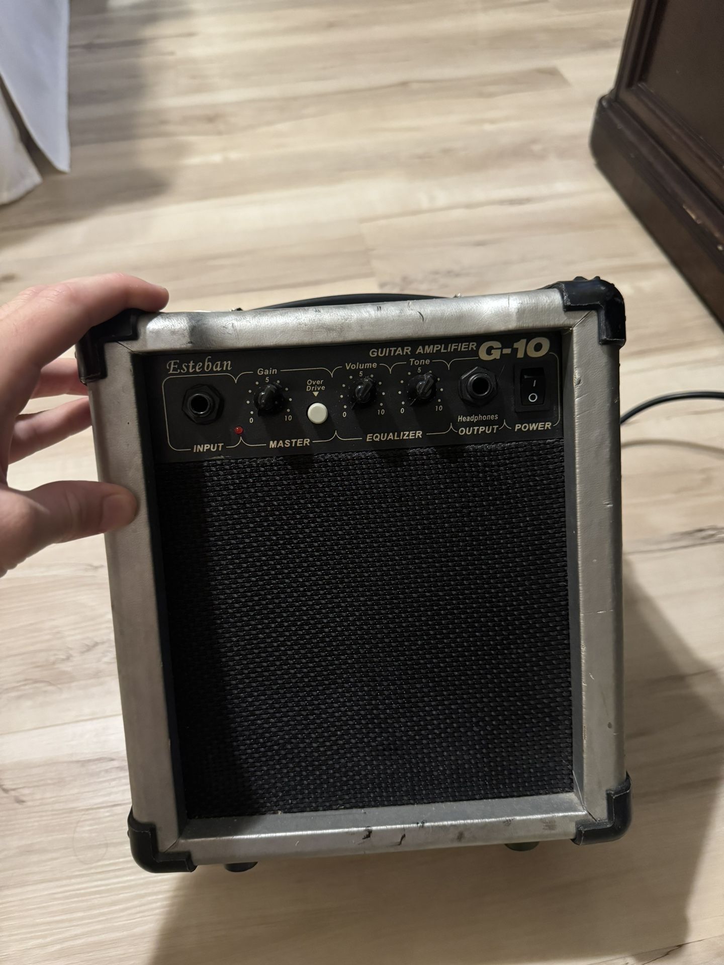 Esteban guitar amplifier g10