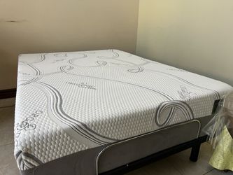 Queen size 14 inch premium memory foam cooling gel mattress and base