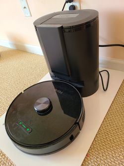 Robot Self Emptying Vacuum And Mop  By iHome