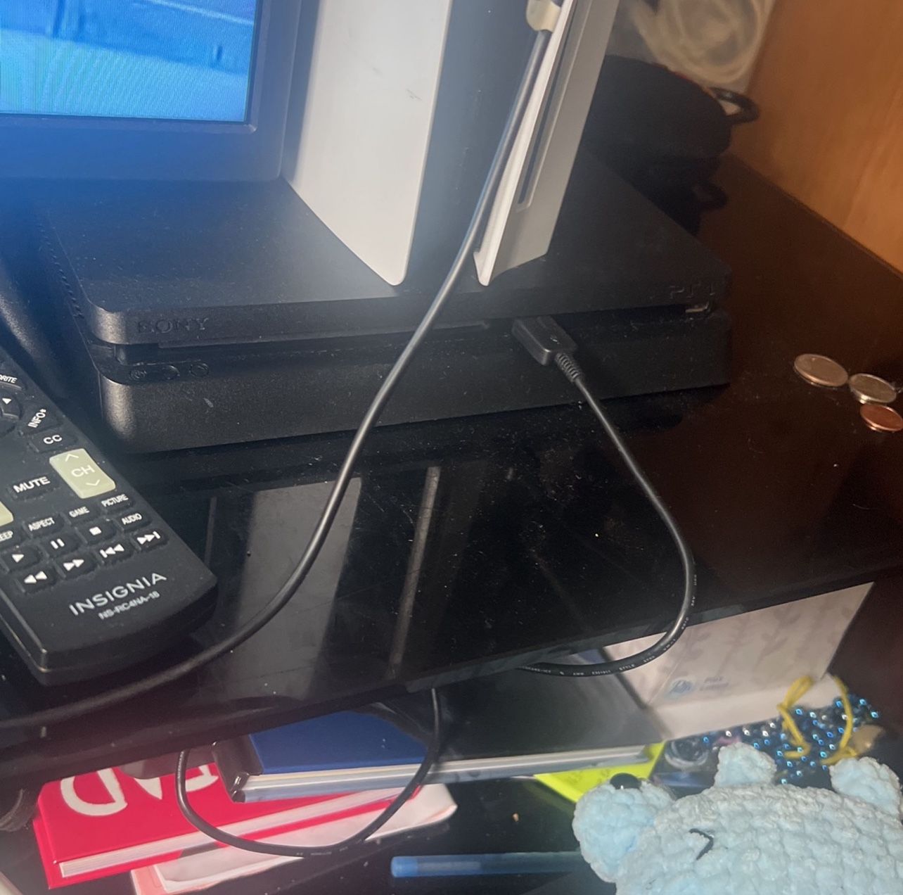PS4 Slim including Wires And Controller