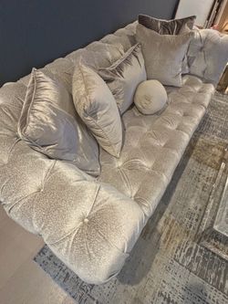 Bernhardt Sofa Great Condition