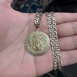 14k Gold Pendant 