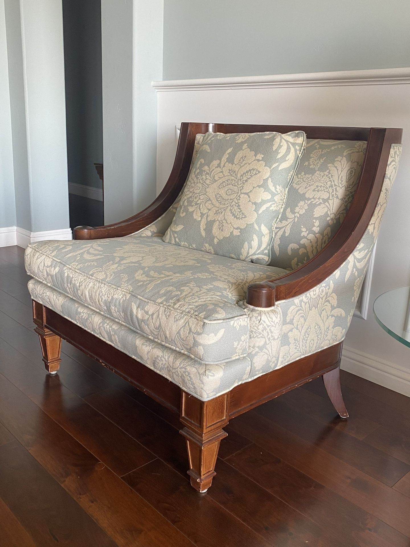 Chair- PICKUP ONLY(Price Negotiable)