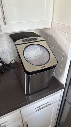 Nugget Ice Maker 🧊❄️🍸 Barely used!