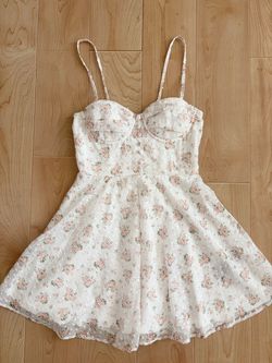 🌸 Cute Windsor floral dress, never worn