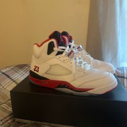 Air Jordan 5 Retro Fire Red Sneakers
