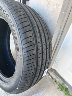 245/50ZR/17  Accelera new tire