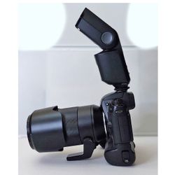 Samsung NX1 Kit - 50-150mm S Lens, Grip, SEF580A Flash $1,200