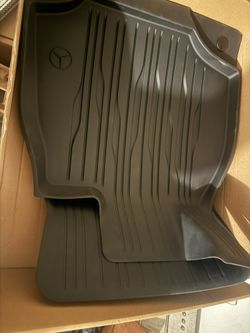 Mercedes Benz EQS Original Floor Maths