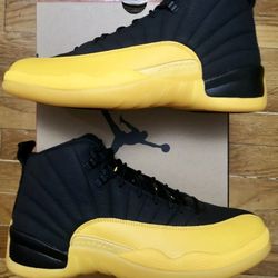 Air Jordan Retro 12 University Gold - Size 10