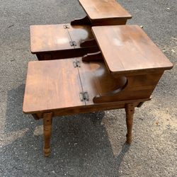 Ethan Allen Baumritter Solid Hard Rock Maple Colonial Style Accent Step Doughbox End Tables