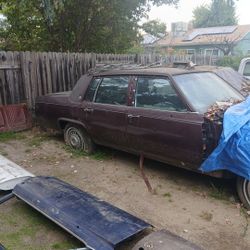 Cadillac 90s Parts Car 