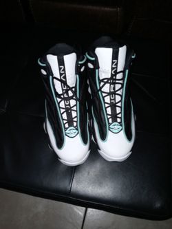 Jordan Sneakers