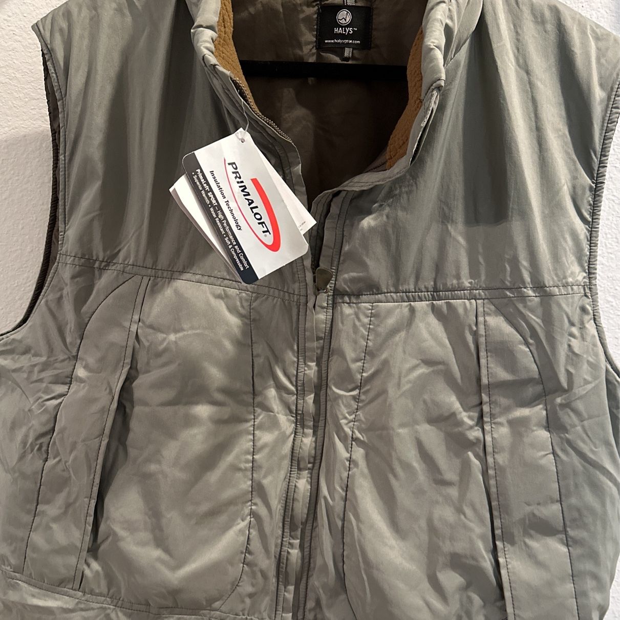New* Halys Sekri PCU Level 7 Vest for Sale in Palm Coast, FL