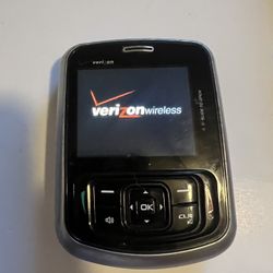 UTStarcom Blitz TXT8010 Slider Phone -Blue and Black Verizon preowned not tested