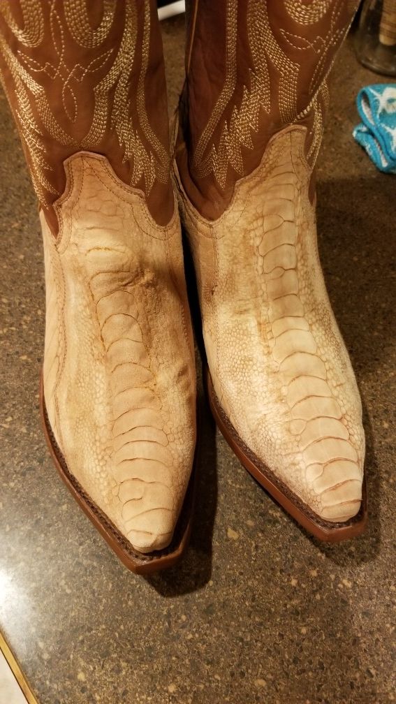 Lucchese Resistol Ranch Ostrich leg suede 10.5D