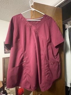 Scrubs Nursing Medical 2X lightly used.
