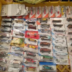 Lots Hot Wheels (500) Cars * Redline * REAL Riders and 