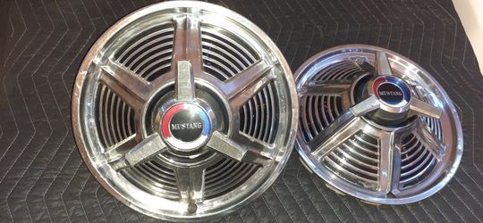 Ford Mustang 14 Inch Hub Caps
