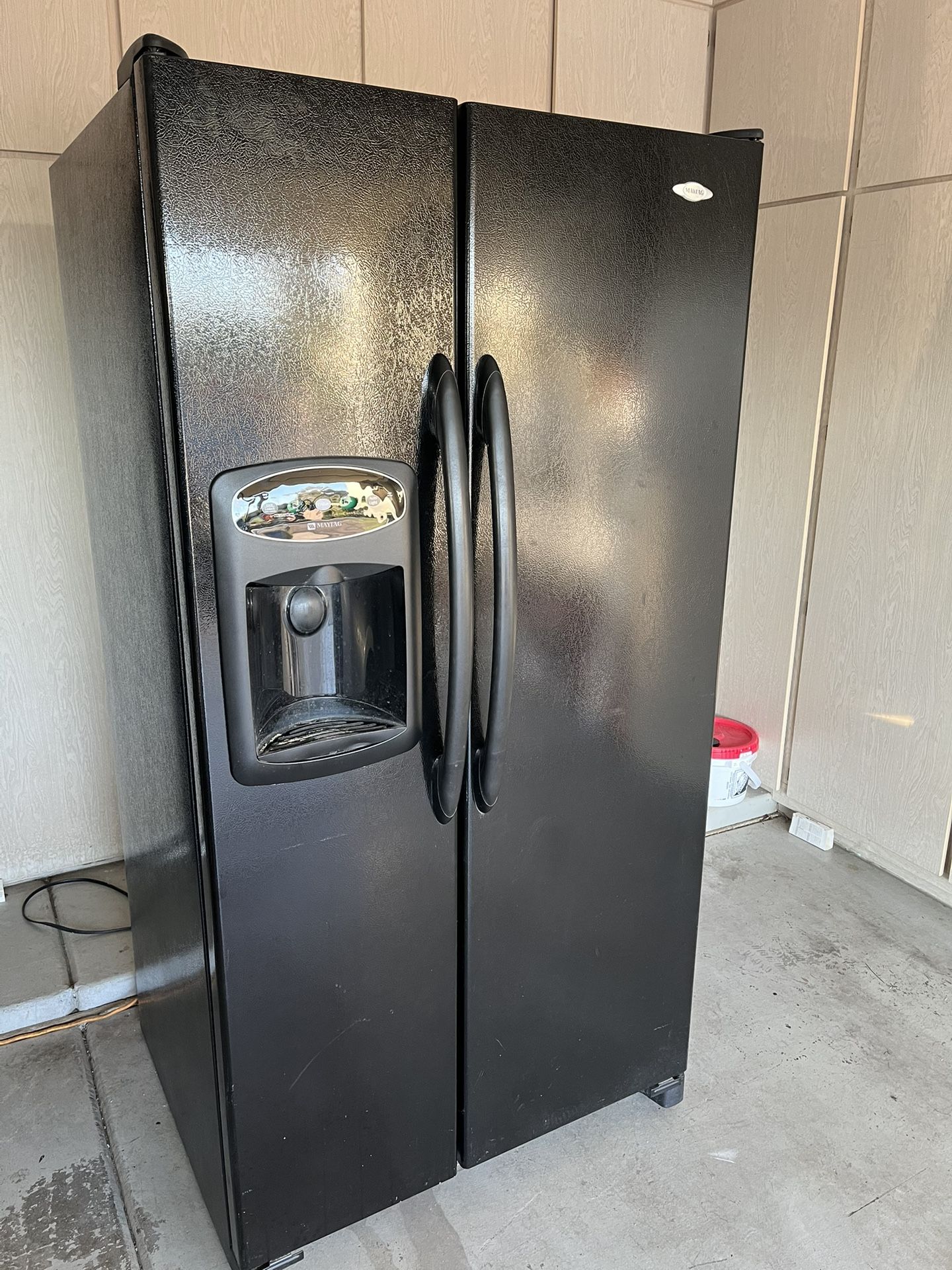 Maytag Refrigerator / Freezer