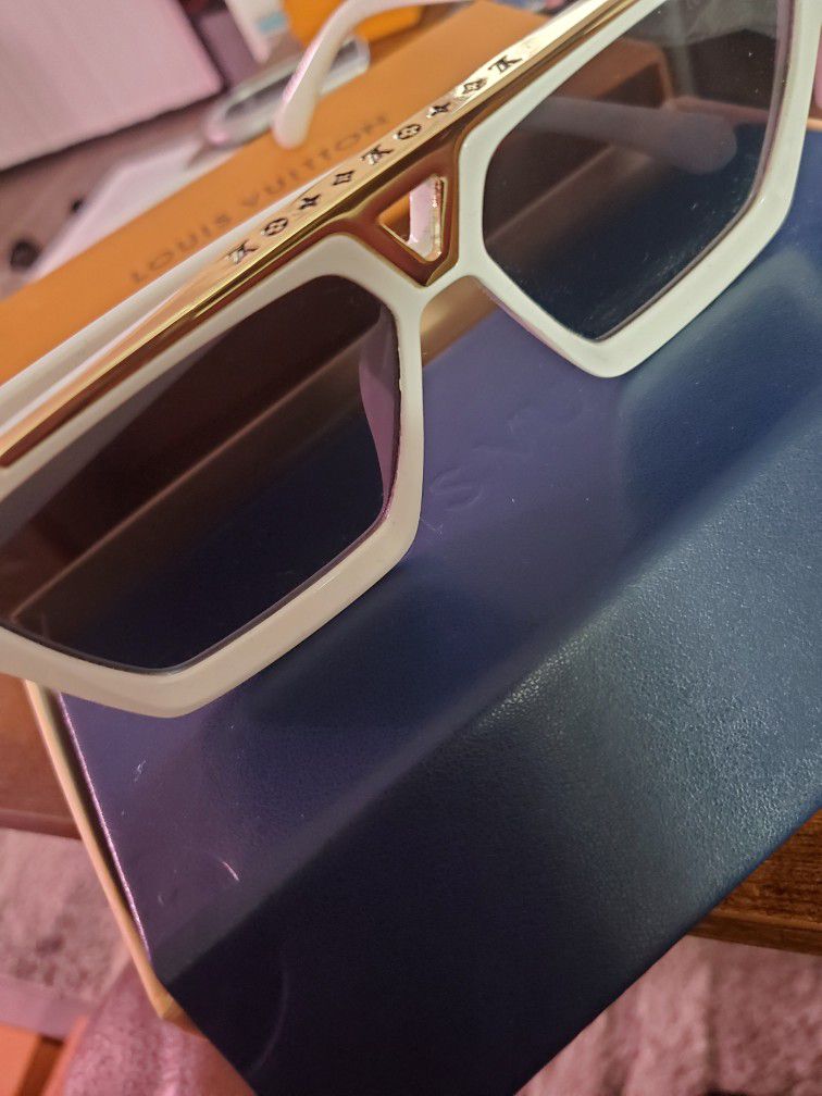 Louis Vuitton Millionaire Sunglasses in White