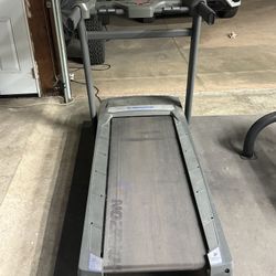 Horizon treadmill 