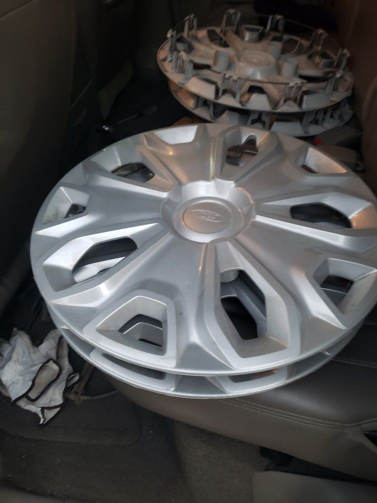 Hubcaps Ford Transit Hubcaps