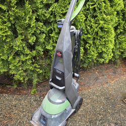 Bissell Washing Vacuum