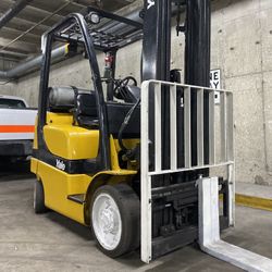 YALE forklift for sale 5500 lb ,side Shift 