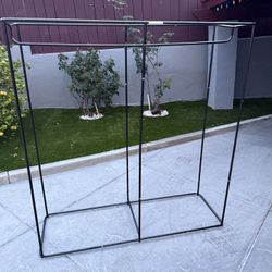 Rack To Hang Clothes 