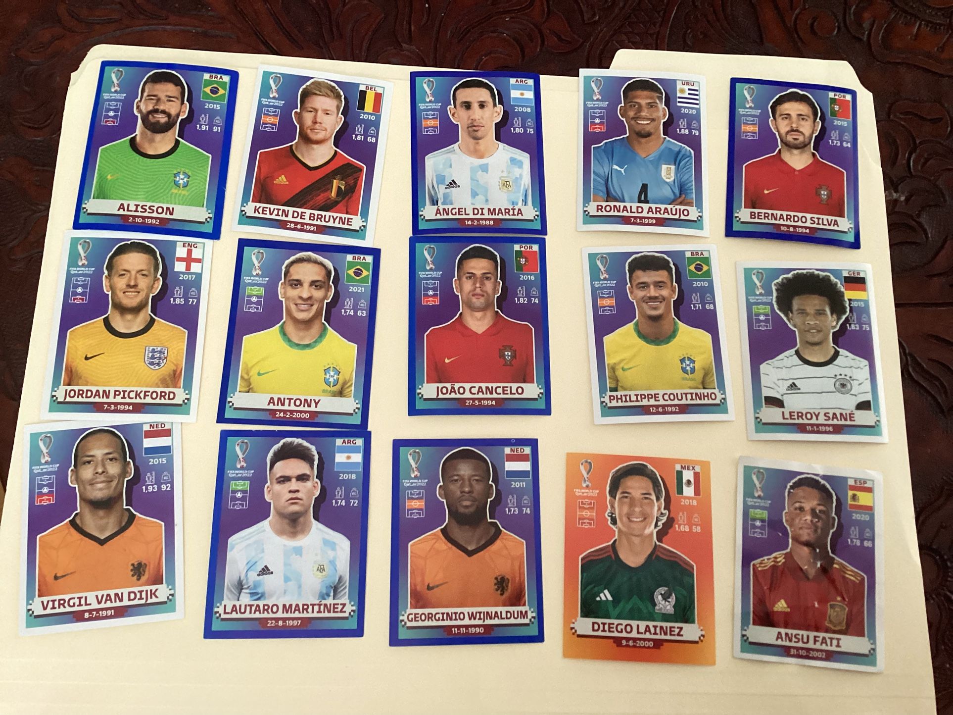 2022 WORLD CUP TRADING STICKERS (RARE)