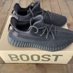 Adidas Yeezy Boost 350 V2 Black Non Reflective Mens Size 9.5 
