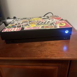 Xbox One X 