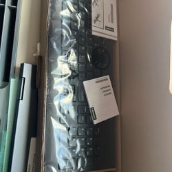 Lenovo Wireless Keyboard Mouse Combo
