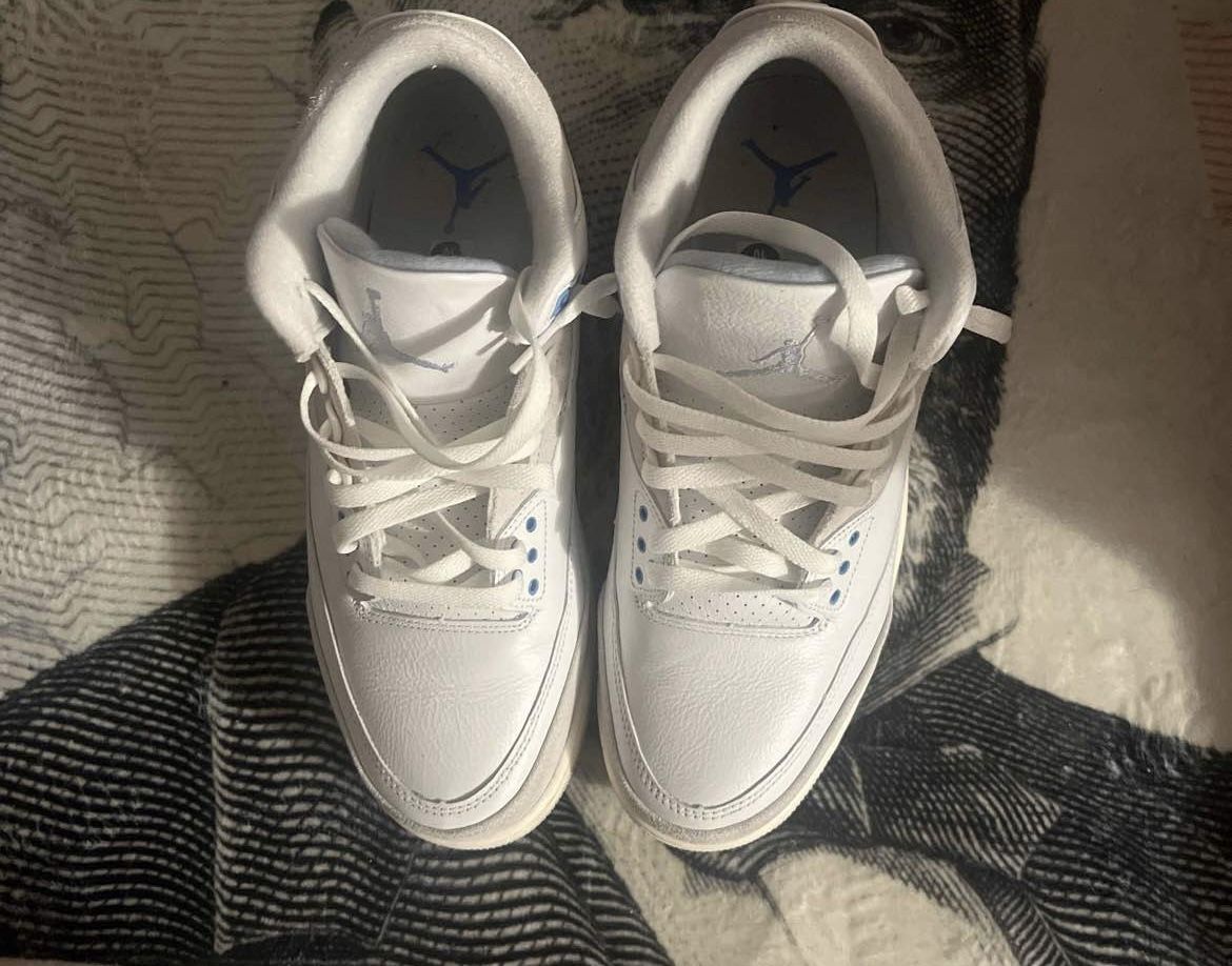 JORDAN 3 RETRO SIZE 10 “LUCKY SHORTS” Best Offer