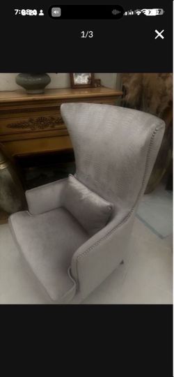 Accent Chair very nice never used