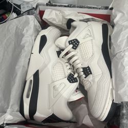 Jordan 4 