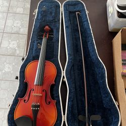 Violin With cCase
