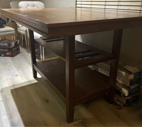 Solid Wood Dining Table 6-8 persons