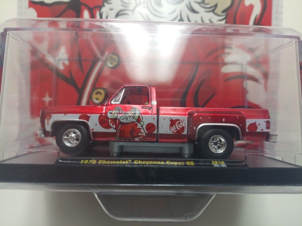 2025 M2 Machines Coca-Cola Christmas 1973 Chevrolet Cheyenne Super 30