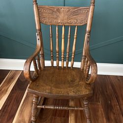 Childrens Wooden Rocking Chair 