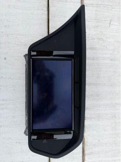 Mercedes E Class head unit radio